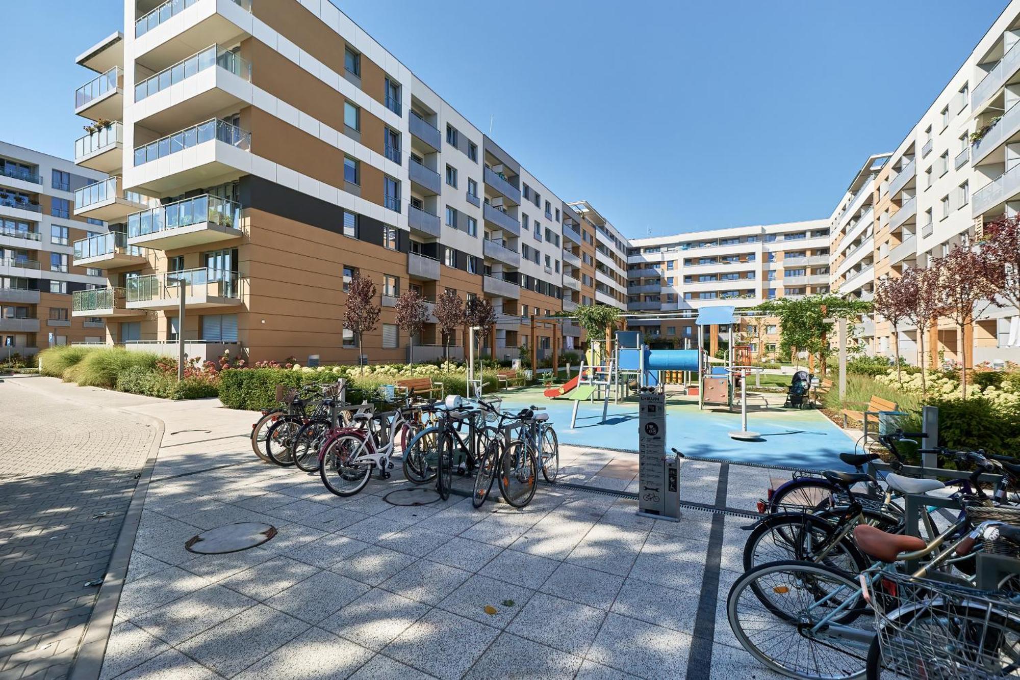 Exclusive Apartments Teczowa With Underground Parking By Noclegi Renters Wrocław Exteriör bild