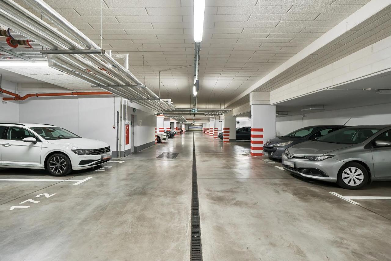 Exclusive Apartments Teczowa With Underground Parking By Noclegi Renters Wrocław Exteriör bild