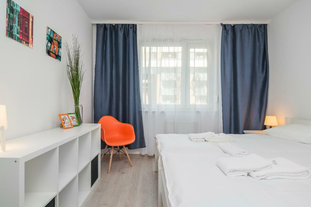 Exclusive Apartments Teczowa With Underground Parking By Noclegi Renters Wrocław Exteriör bild