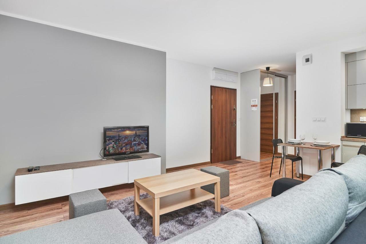 Exclusive Apartments Teczowa With Underground Parking By Noclegi Renters Wrocław Exteriör bild