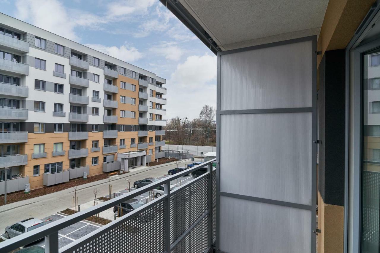 Exclusive Apartments Teczowa With Underground Parking By Noclegi Renters Wrocław Exteriör bild